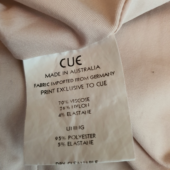 Cue Bodycon Zipped Dress Size 8 - Picture 8 of 8